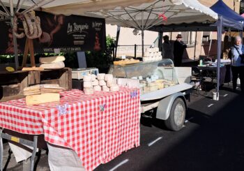 Nouveau commerce ambulant à Puissalicon – fromagerie la Bergerie de Villeneuve-lès-Béziers.